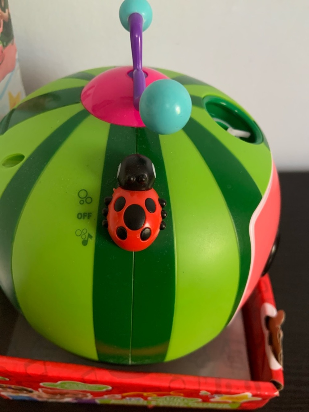 Cocomelon Musical Bubbles Machine New - Picture 7 of 7